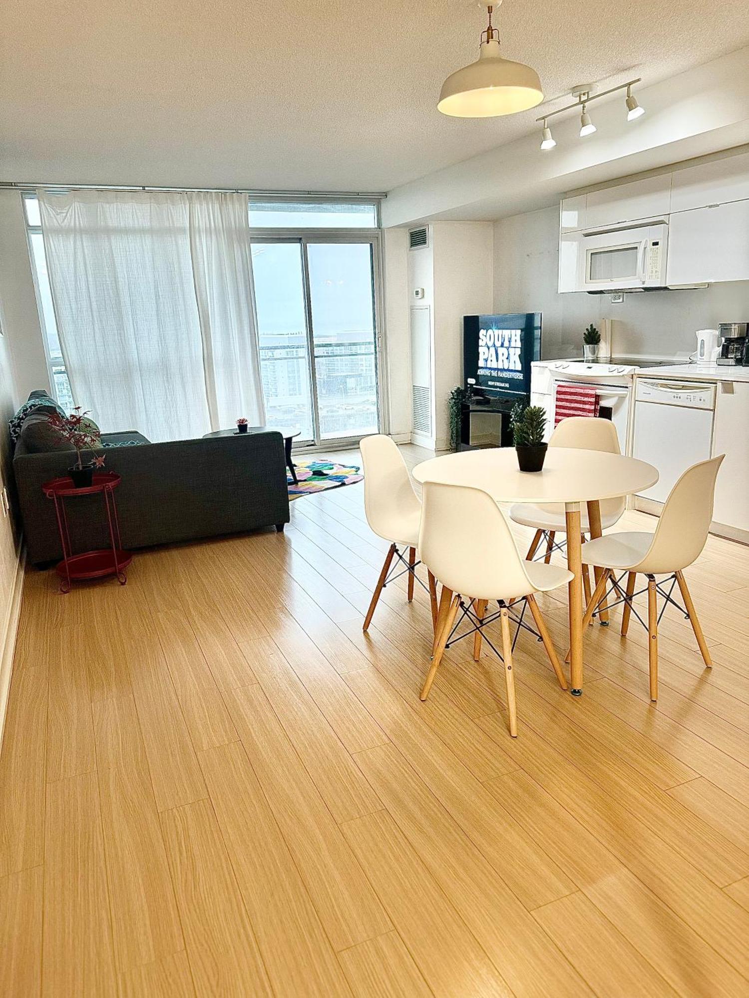 Lush Condo By Cntower - Free Parking 多伦多 外观 照片